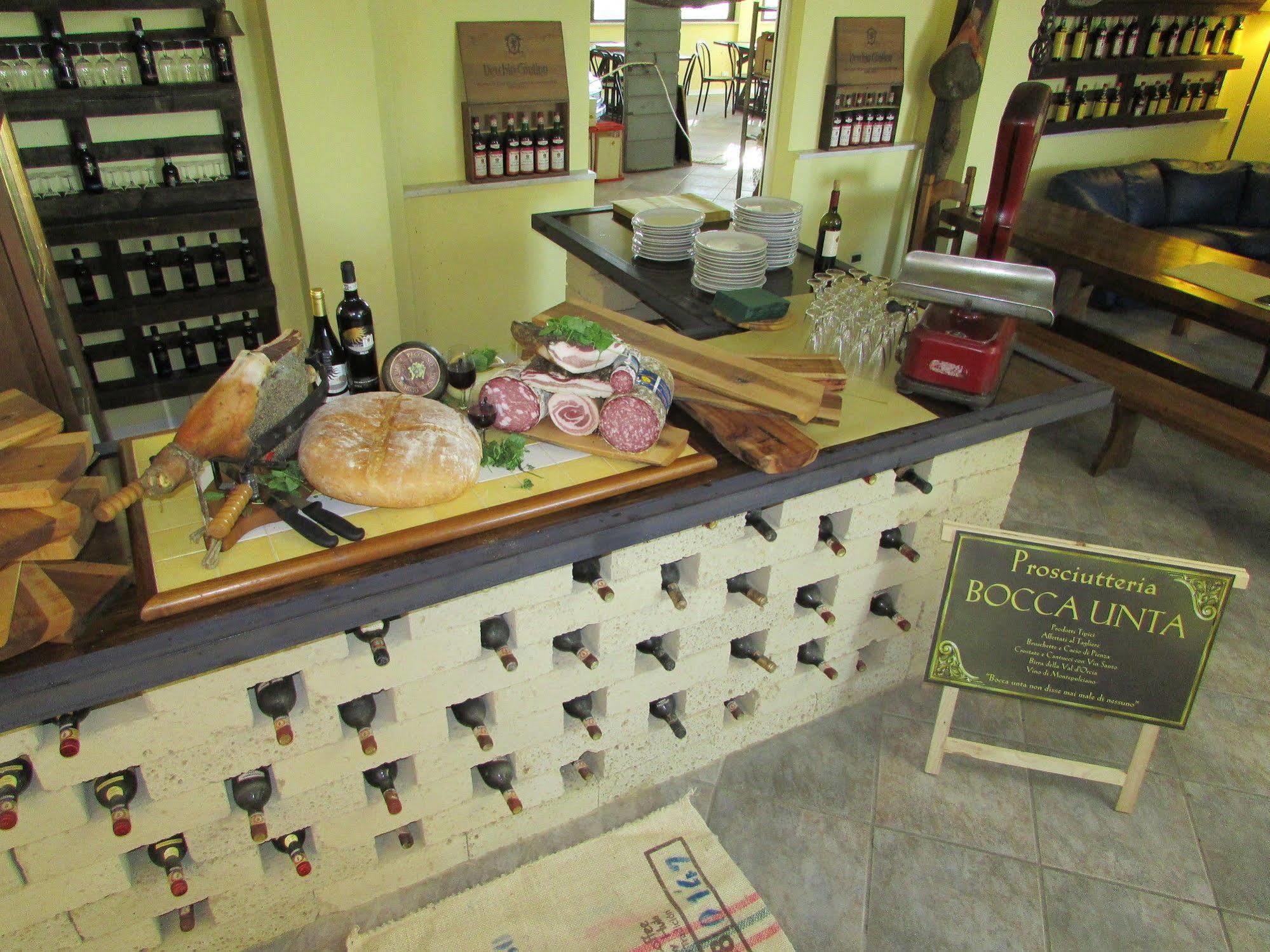 Il Grifo Hotel E Bisteccheria Toscana Montepulciano Stazione Exteriér fotografie